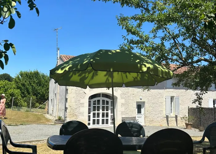 Holiday home La Maison D'amelie *