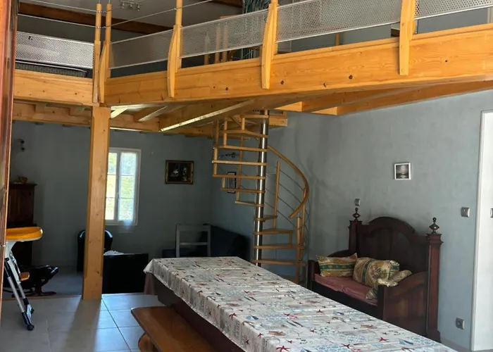 La Maison D'amelie Saint-Fort-sur-Gironde